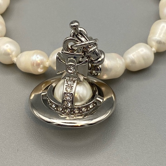 Vivienne Westwood Aleksa bracelet with signature, encrusted orb - Picture 5 of 5